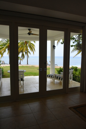 J72_4490Ourroomview
